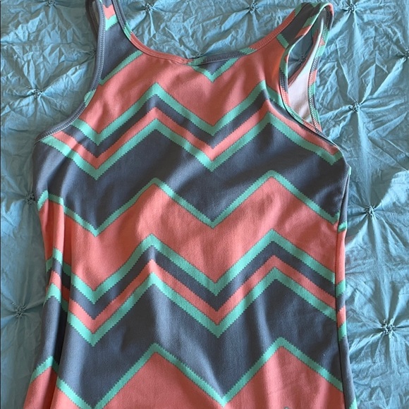 Tank top - Picture 3 of 3